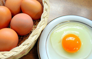 料理の美味しさにも影響する！？卵の大きさの秘密とは…